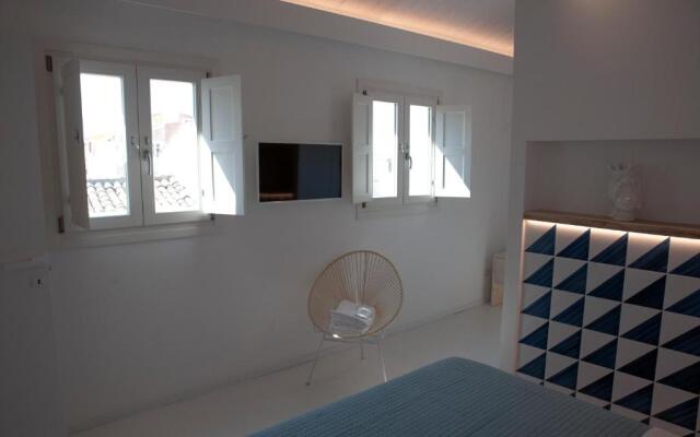 4 Elements Boutique Home