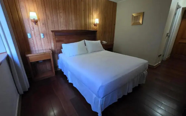 Hotel Costanera - Caja Los Andes