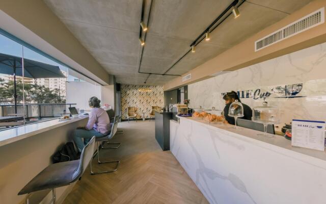 Regatta Living ll With Breakfast Included - 907