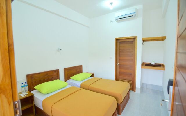 Blue Coral Inn Senggigi