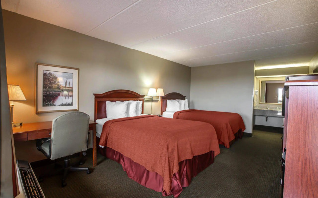 Quality Inn Airport - Southeast