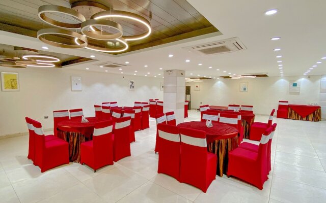 Fabhotel Prime Oasis Blue