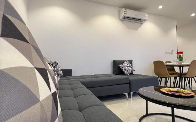 Almasarat Tower Sea View برج المسارات اطلالة بحرية