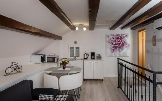 Old Town Charming Nest