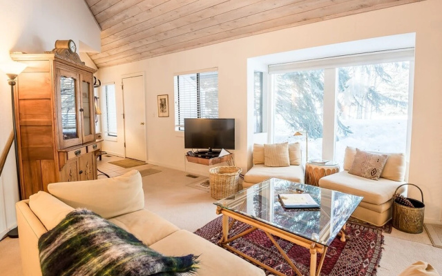 Sunrise - 2 Br Home