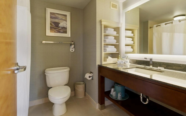Holiday Inn Express Hotel & Suites Warwick-Providence (Arpt) by IHG