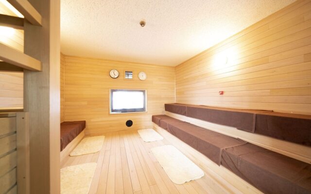Asahi Sauna Capsule Inn Hirosaki