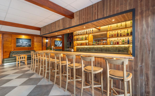 Knysna Log-Inn Hotel