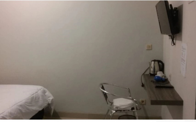 Siwalankerto F7 – Guest Rooms – Surabaya