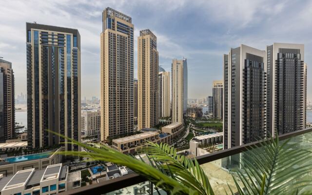 Stylish 1BR at Palace Residences