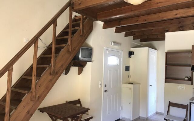 Despina studios and rooms