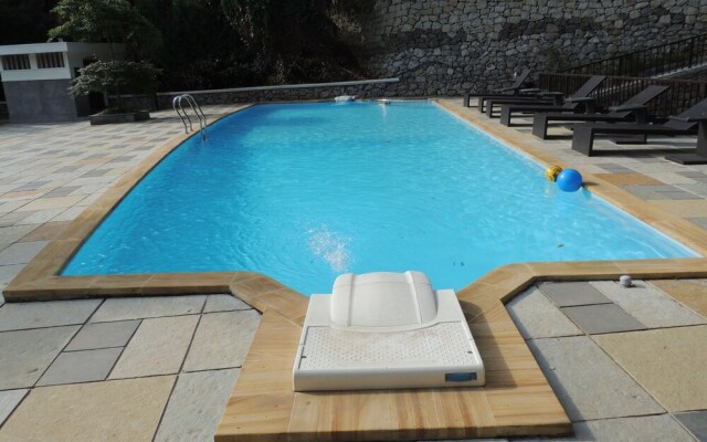 Summit Bird's Valley Resort & Spa