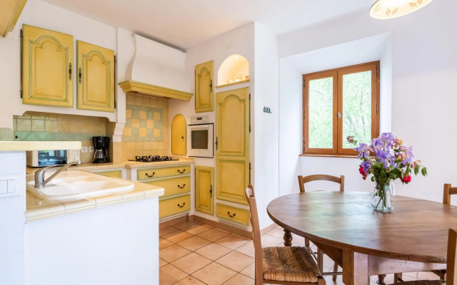 Natural stone house in stunning location with small beach at 300 metres