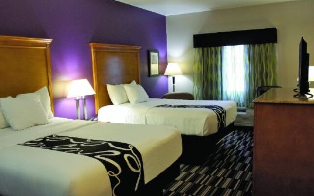 La Quinta Inn & Suites by Wyndham Ada