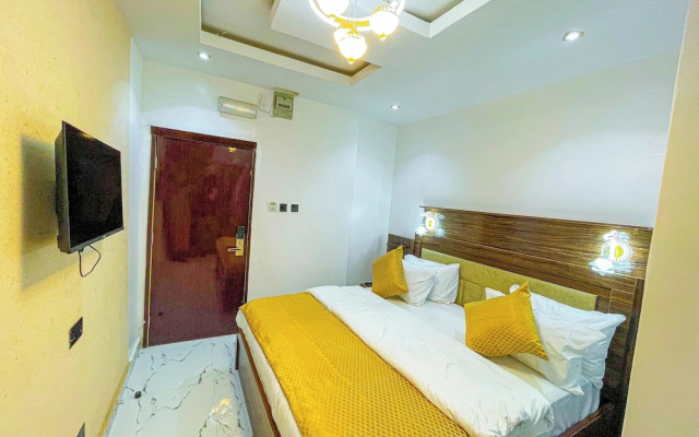 Julicis Hotels and Suites