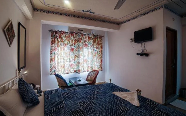 Le Pension Harsh Vilas