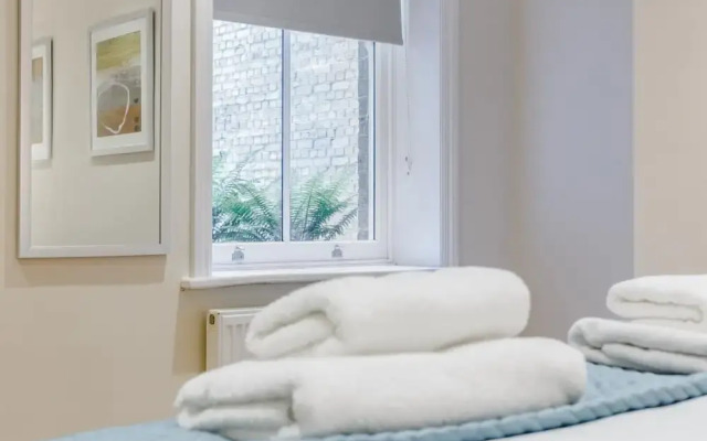 Outstanding and Cosy 2 Bedroom Apartment, London