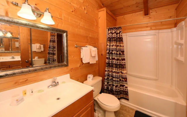 A Walk in the Clouds - Two Bedroom Cabin