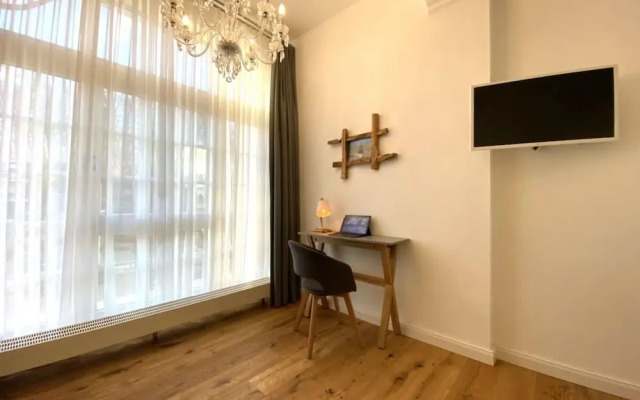 Heart Shell in the Villa Li