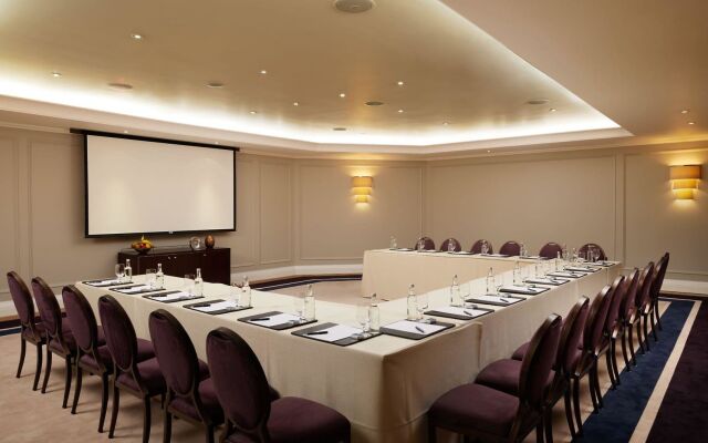 Corinthia London
