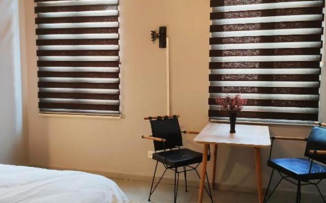 Cozy big room near Taksim R6- Home design