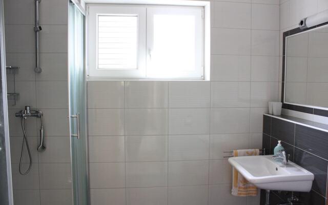 Pintar Apartment