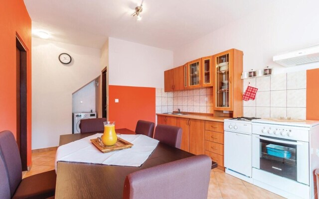 Beautiful Home in Betiga With Wifi and 2 Bedrooms