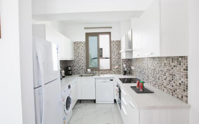 Levanda Hills 54