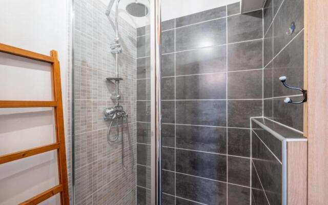 Cosy 40m With Balcony In The Heart Of Chamonix