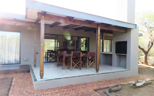 Wild Dog Guest Lodge