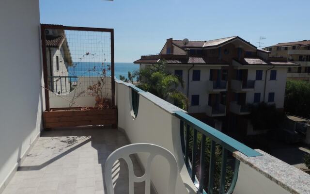 B&B A Due Passi Dal Mare