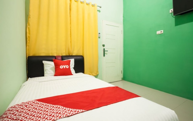 OYO 1733 Pocut Residence Syariah – Guest Rooms – Medan
