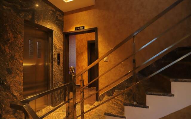 Raha Hotel