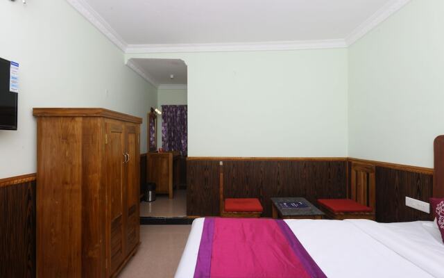 OYO 8709 Hotel Rain Forest