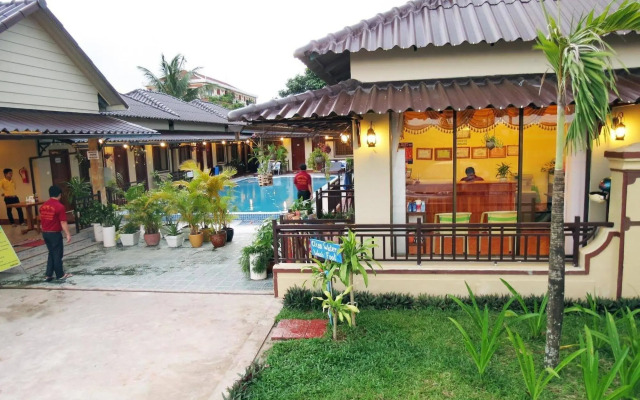 Makara Bungalows
