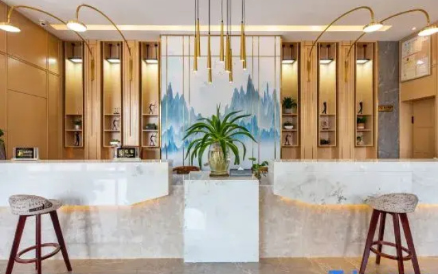 Shunxin Hotel