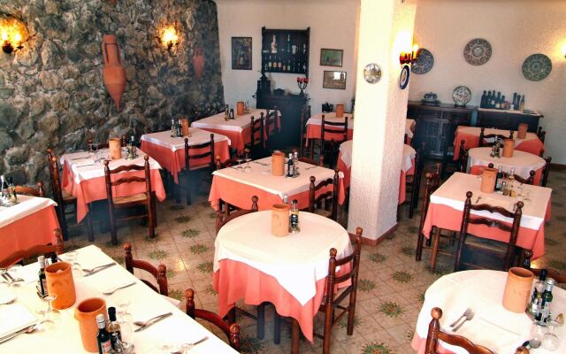 Don Pedro Hotel