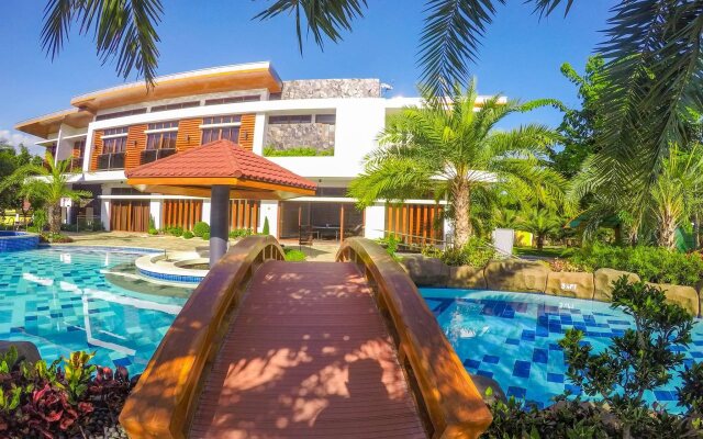 Calinisan Beach Resort