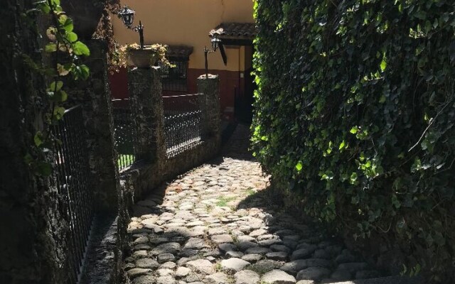 Pet Friendly Casa Studio in the Woods