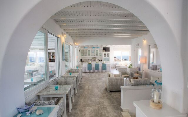 Minois Village Boutique Suites & Spa