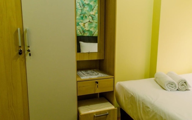 Homey And Simply 2Br At Cinere Resort Apartment – Guest Rooms – Depok