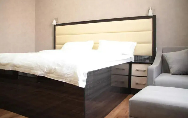 Sunrise Apartment
