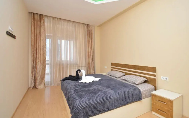 North Ave. Apartments by Luxe Group HH55