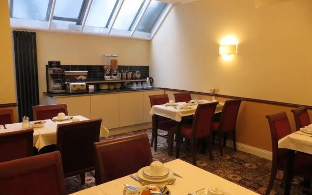 Corbigoe Hotel