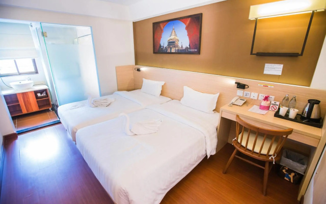 Chiang Roi 7 Days Inn