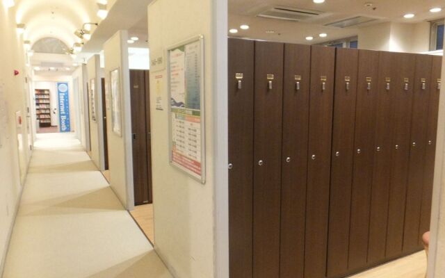 Sauna & Capsule Hotel Wellbe Sakae