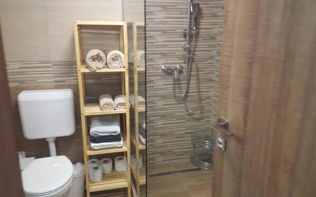 Gyöngyvirág Apartman