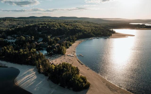 Auberge du Lac Taureau