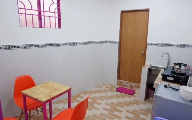 Winter Spring Homestay Center