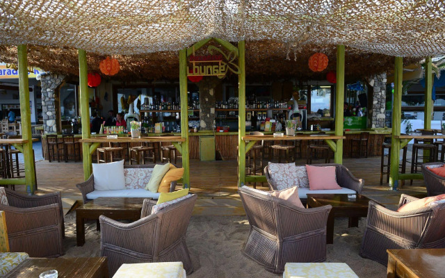Paradise Beach Resort